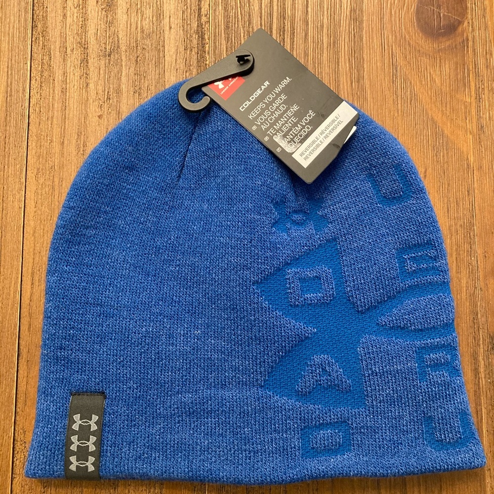 Under Armour beanie